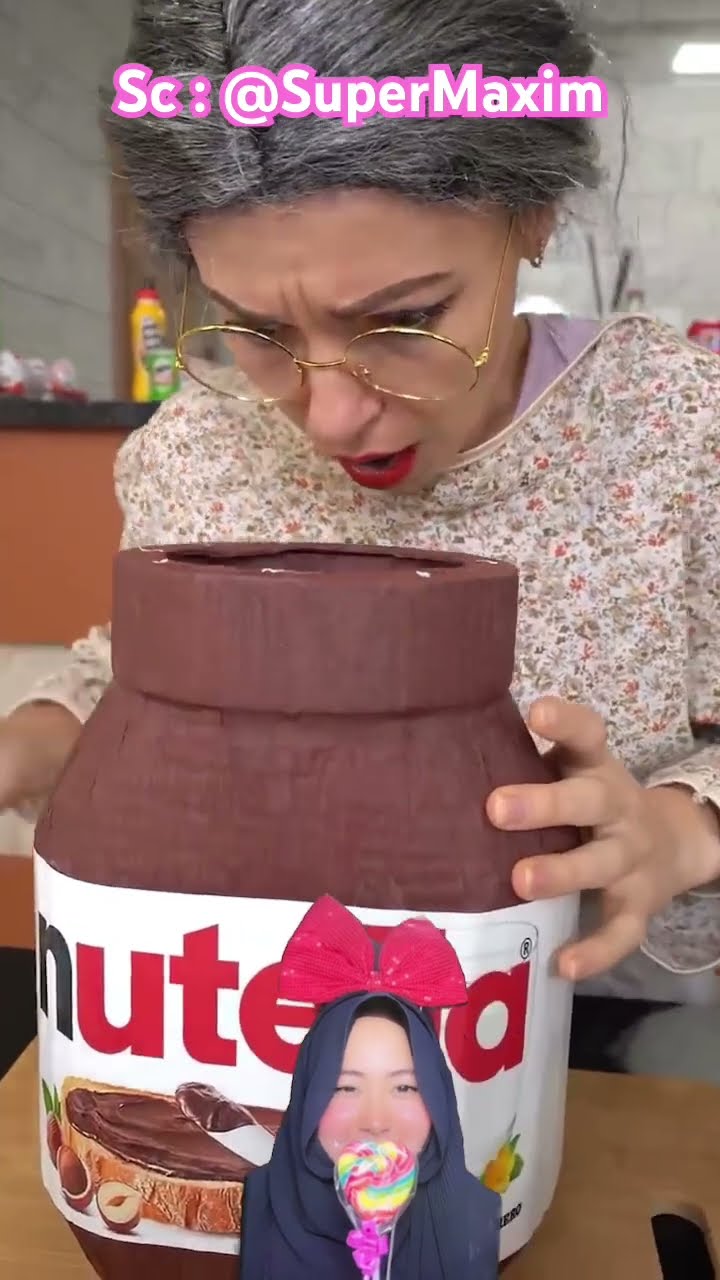 NENEK UNBOXING NUTELLA BESAR⁉️ Ehh Koq Ada Cucu Ganteng di dalam nya ? @SuperMaxim #shorts