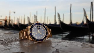 1 Hour Screensaver - Watches in Venice
