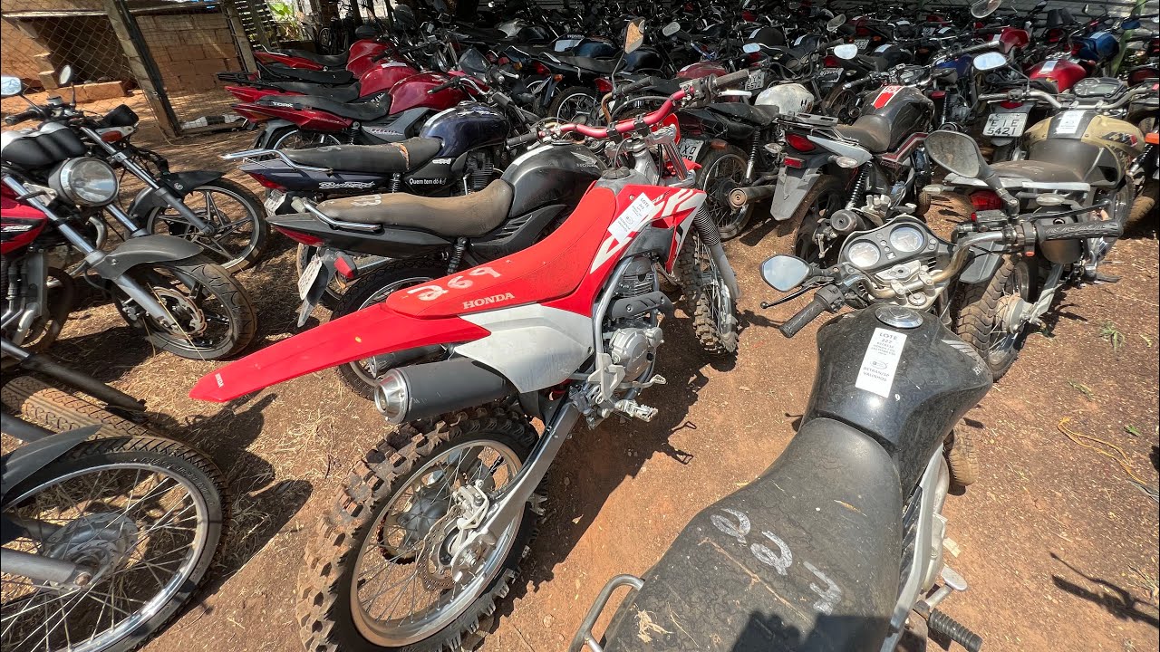 Moto de trilha só 1 500,00 Reais Motos Baixadas de Leilão 