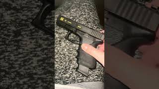 Glock 19 With Yellow Colorfill , 17Rd Glock Magazine