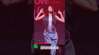 Xinyu dancing to Sunmi's Gashina 트리플에스 tripleS LOVElution 1st World Tour in Atlanta 230924 FANCAM