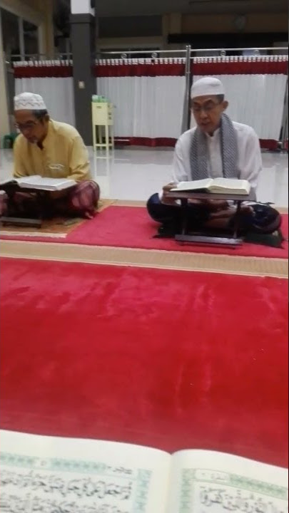 Majelis Tadarus Di Masjid Alfaizun