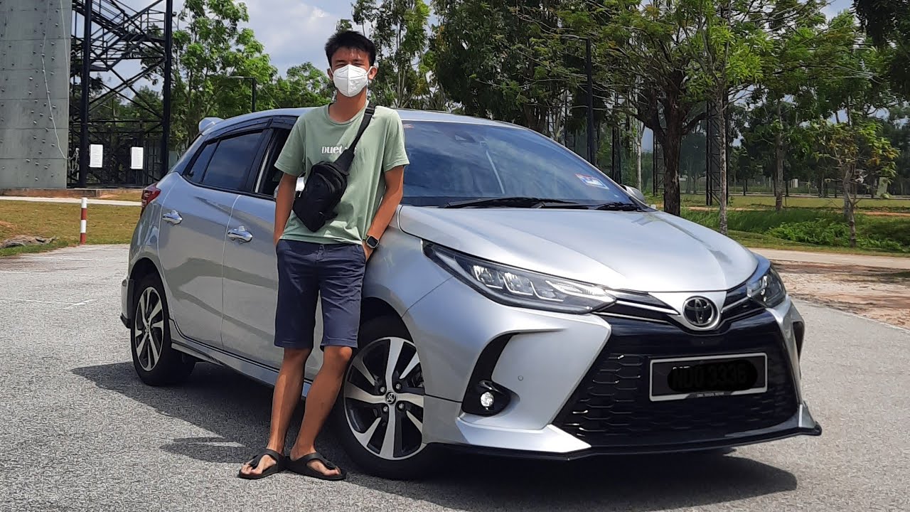 2021 Toyota Yaris Driving Review - YouTube