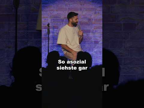 Anwältin aus FFM Neue Tour: Khalidify Termine unter khalid-bounouar.de