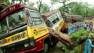 Cyclone swamps parts of India, Bangladesh