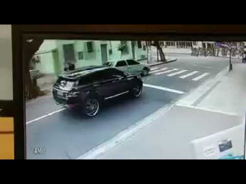 ბრაზილიის ნაკრების მეკარეს იარაღის მუქარით მანქანა წაართვეს