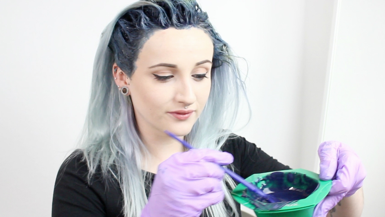 Blue Hair Shadow Root: Maintenance and Aftercare - wide 7
