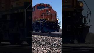 Screaming Tier 4 on 70 mph BNSF Z train!! #bnsf #bnsfrailway #train