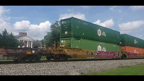 NS 213 Intermodal Taylors, SC w/GEVO leader