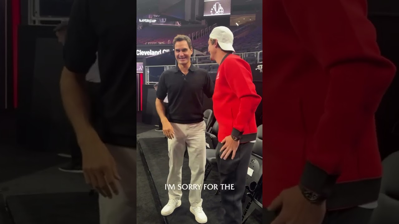 When you meet Roger Federer... 😅