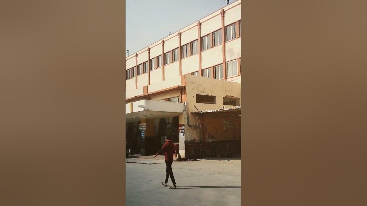 purani-delhi-or-metro-station-or-railway-station-short-khushbu-vlog