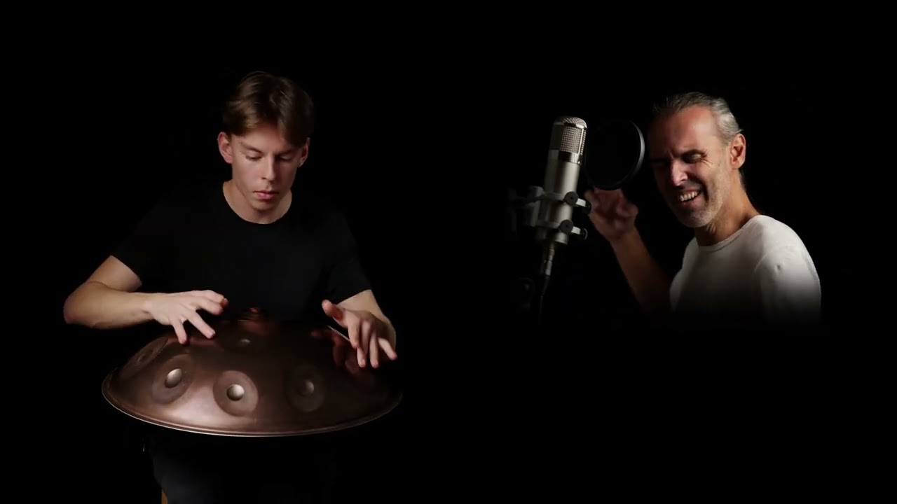 SAVITA Handpan D Kurd 19 Ember Steel - Savita Music