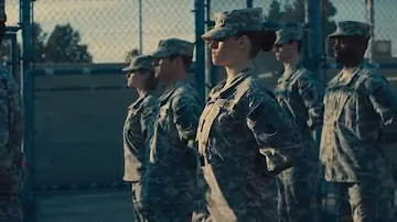 Kristen Stewart «Camp X-Ray» - «In The Army Now» (Status Quo)