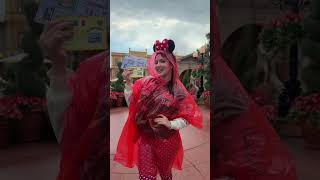 Recorriendo El Mundo En Epcot Disneyworld. Se Nos Vino La Lluviaaaa Jaja