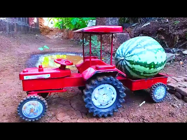 mini tractor stuck in mud jcb Loading Watermelon help Swaraj tractor Video mud toys