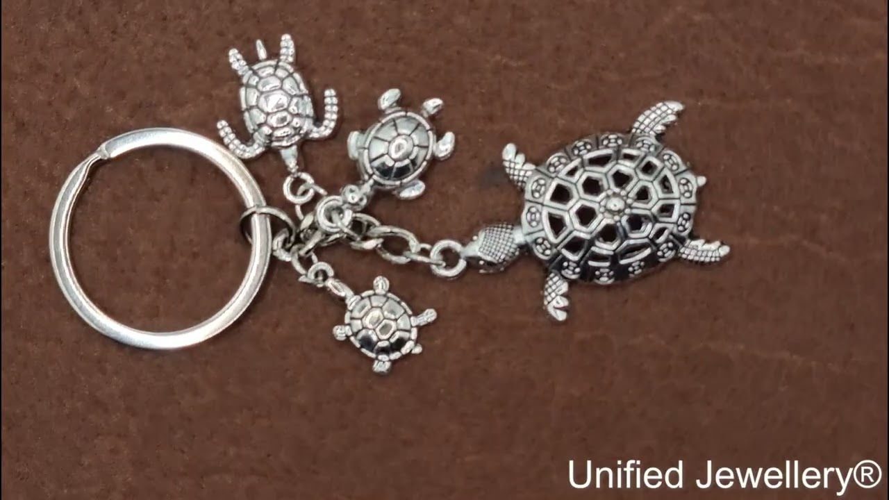 Silver Tone Sea Turtle Family Keychain Mother Father Baby Turtles B30