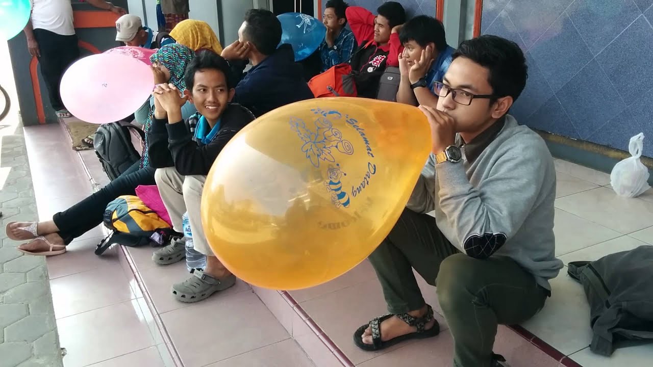 Balon Stasiun Kalibaru