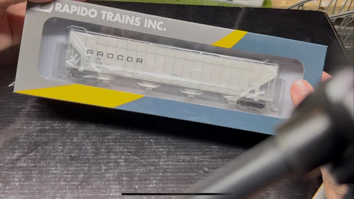 Rapido trains PROCOR 5720 COVERED HOPPER review 