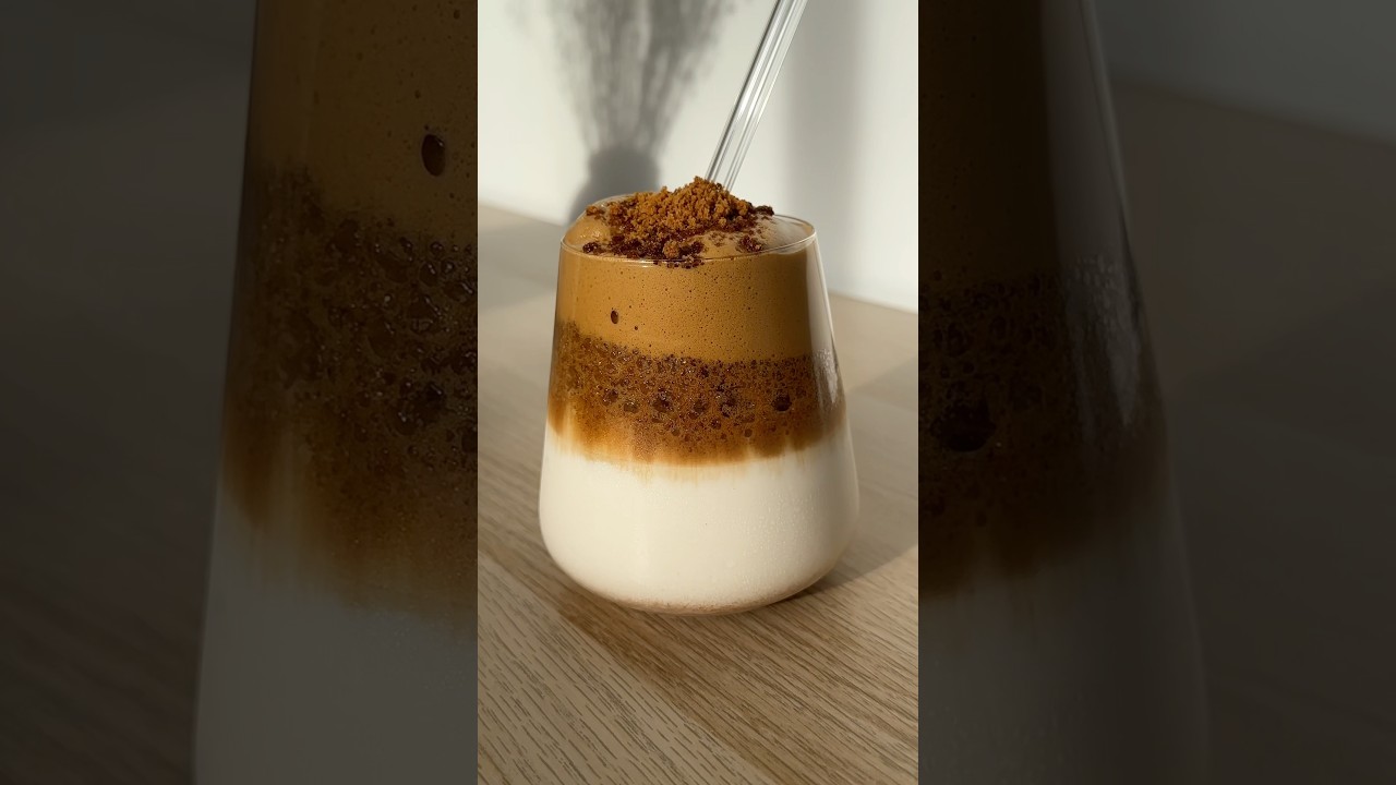 Cozy coffee 🍂🤎🧦🪵 #coffee #cozy #caf&eacute; #cafe #fall