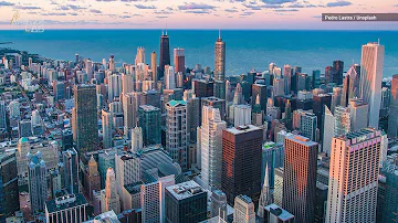 Why does the Willis Tower sway?
