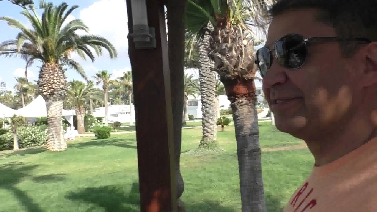 Я САМА. Отель Nissi Beach resort Кипр.