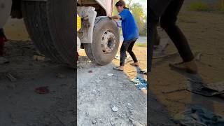 Change car tires!#truck #girl 😲❤️🙏