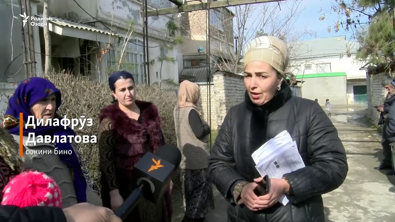 Ҷанҷол барои ҳавлии як хонаи дутабақа дар Фархор