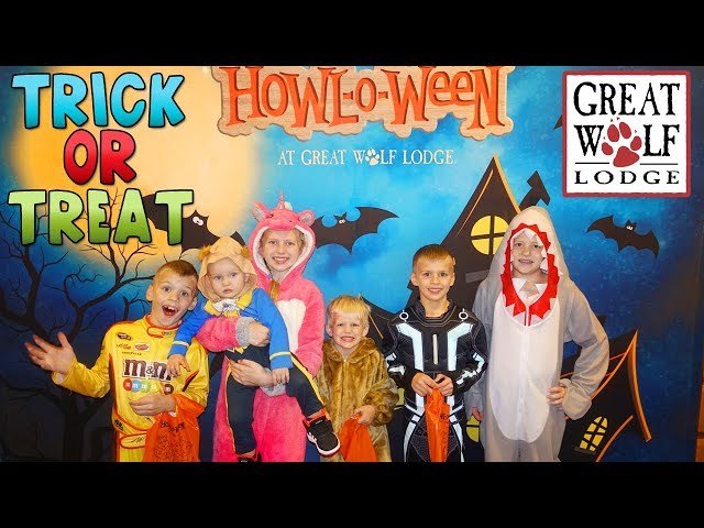 Halloween at Great Wolf Lodge - Trick-or-Treat, Swimming, Bowling ...