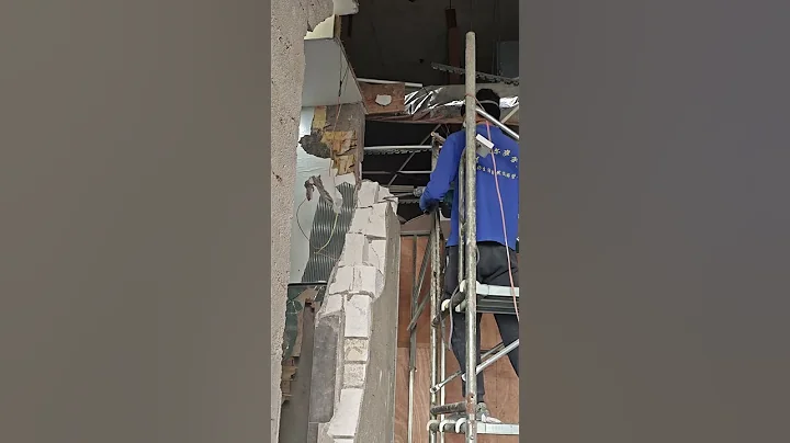 Tear down the wall   a good tool to help the work