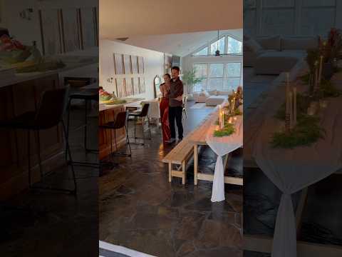 ويستمر التقليد ليلة الأهل بالخارج ولكن في المنزل قبل التاسعة ليلة رائعة