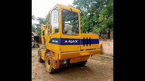 self loading concrete mixer on Rental 9783327422