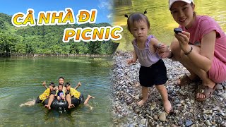 Gia đình Sơn Sì đi dã ngoại và bơi trên núi | family going on a picnic - Sơn Sì Vlog