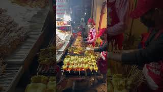 HUGE Squid BBQ In Bangkok! 🦑🔥