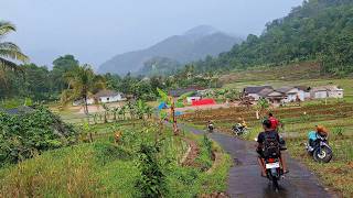 Download Lagu SIMPLE VILLAGE ATMOSPHERE, VILLAGE UNDER THE MOUNTAINS,,, For the first time to this place MP3