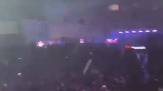 Ummet Özcan İzmir marşı 🇹🇷♥️  çin konseri Resimi