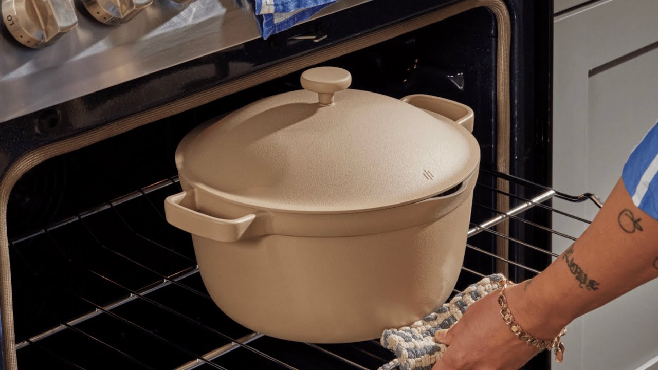  Bialetti Oval Aluminum 5.5 Quart Pasta Pot with Strainer Lid,  Nonstick, Black: Spaghetti Pot With Strainer: Home & Kitchen