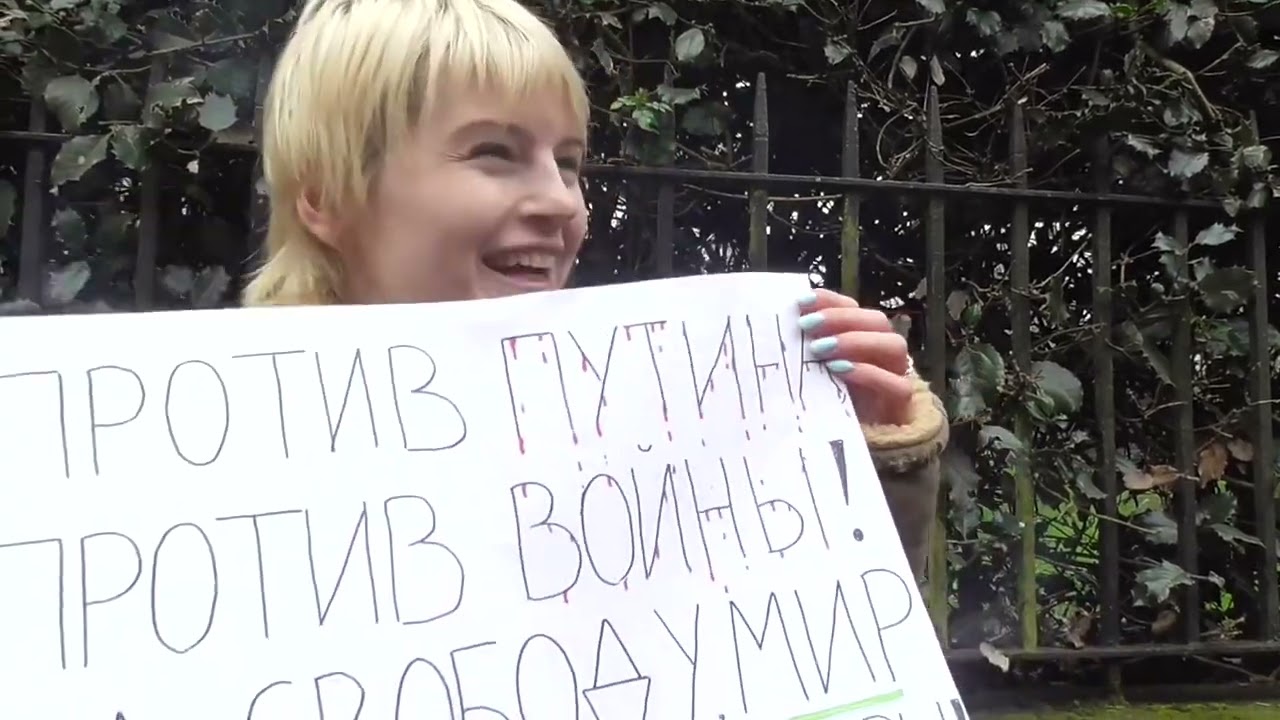 Anti Putin voter exposes the oppression in Russia