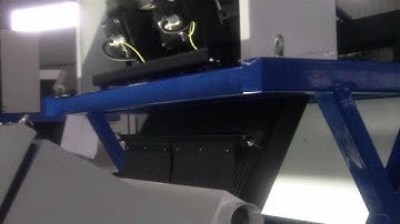 Peanut kernel/peanut shelled color sorting video