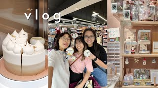 life in singapore • solo dates, 2d1n in JB, cafes & food | vlog 👧🏻🥗✨️ by ivy peevee 414 views 1 month ago 12 minutes, 50 seconds