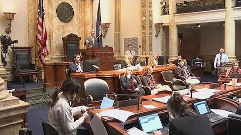 Bill that would ban drag shows in areas where children can see them passes Kentucky Senate