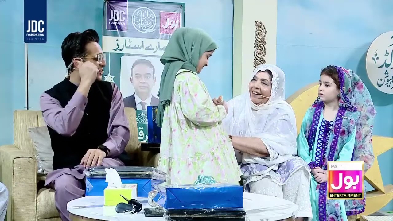 Raza Kazmi Gives 50 Million Rupees to JDC Foundation | Shafaat Ali & Zafar Abbas | Hamara Ramadan