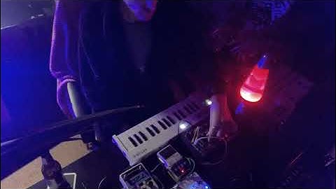 Improvisation on the Dreadbox Erebus