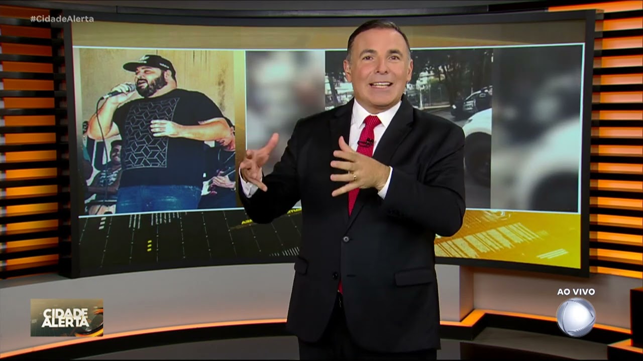 Cantor é preso após perseguir ex companheira por mais de um ano