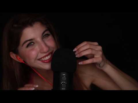 ASMR Yeti Heaven ~ Scratching/😛 Sounds/Close Whispers