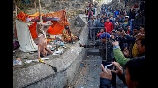 महाशिबरात्रीमा पशुपतिमा दर्शनार्थीको उत्साहजनक आगमन visitors_in_Pashupati