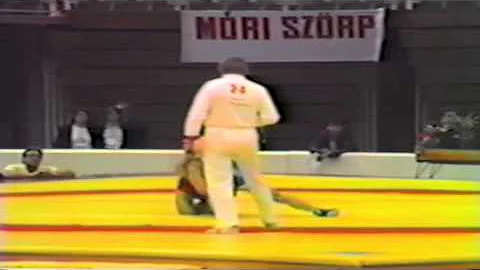 1986 Senior World Championships: 57 kg Sandor Nemeth (HUN) vs. Barry Davis (USA)