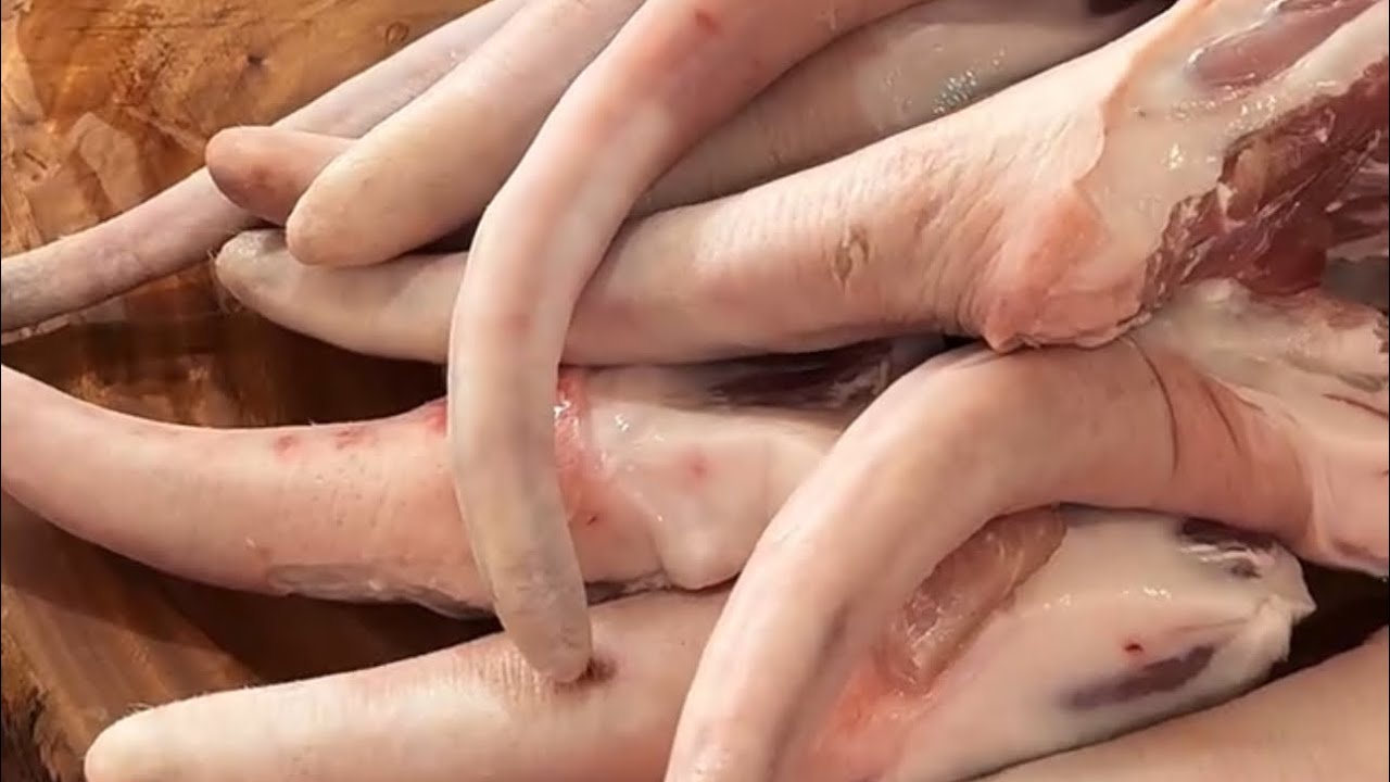 RABO DE PORCO E POLENTA DE MILHO VERDE