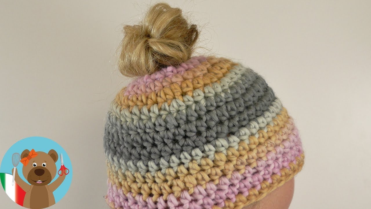 Messy Bun Hat - come fare beretto con apertura per coda a cavallo - beretto  invernale fai da te - YouTube