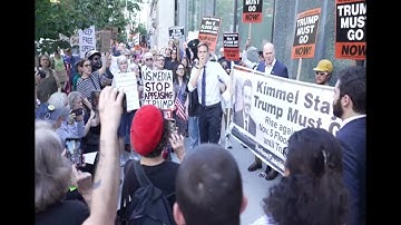 RAW: Demonstrators picket Jimmy Kimmel suspension outside Disney headquarters in New York