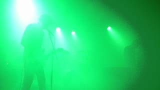 A PLACE TO BURY STRANGERS-Onwards to the Wall[HD](La Boule Noire PARIS 2012)